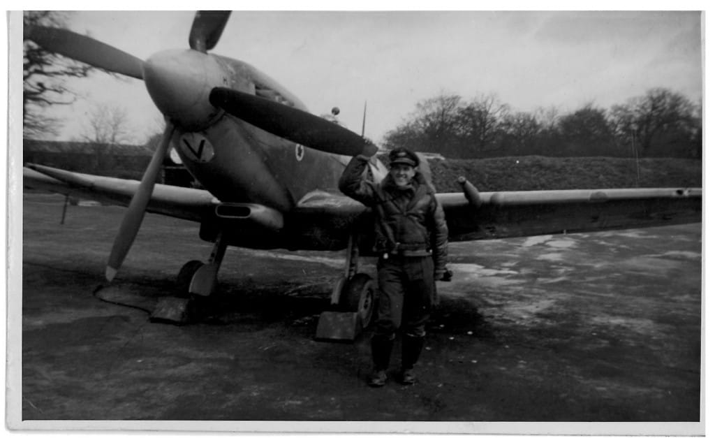 Cliff Wyman and plane