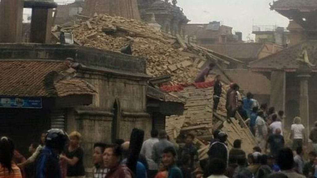 Nepal Earthquake 2015 donate how to help shechen monastery lion's roar buddhism news
