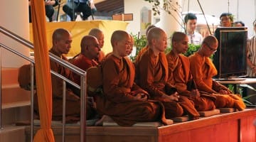 indonesia, bhikkhuni, lion's roar, buddhism, news