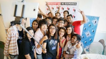 burma, teens, selfies, religion, buddhist, muslim , lion's roar, news