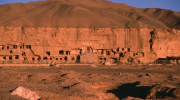 Tibet, Zen, Lion's Roar, Buddhadharma, Review