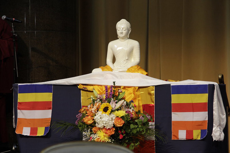 Vesak-6
